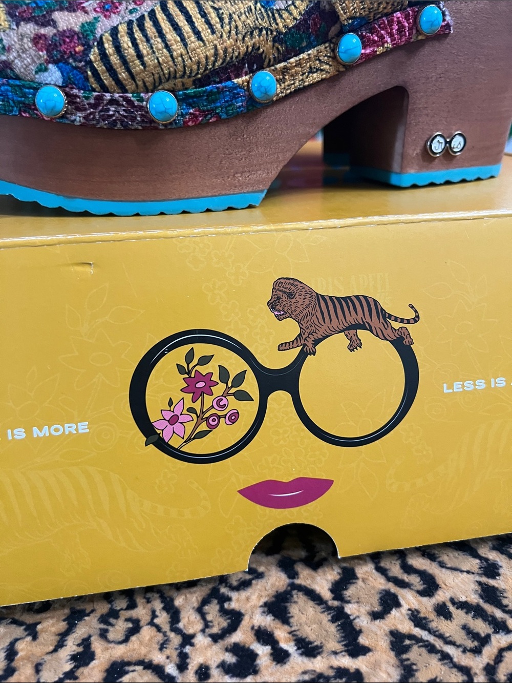 Dr. Scholl's Multicolor JOY Tapestry Platform Clogs - Picture 14 of 16